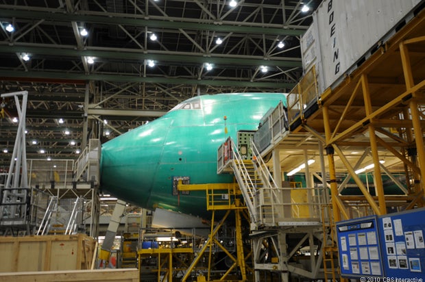 747-8_front_from_side.jpg 
