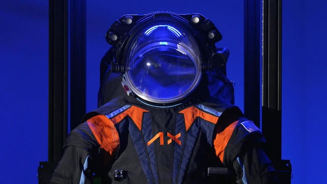 0315-cbsm-artemisspacesuit-strassmann-1797702-640x360.jpg 