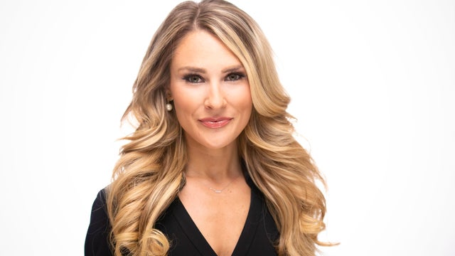 megan-hickey-cbs-2.jpg 