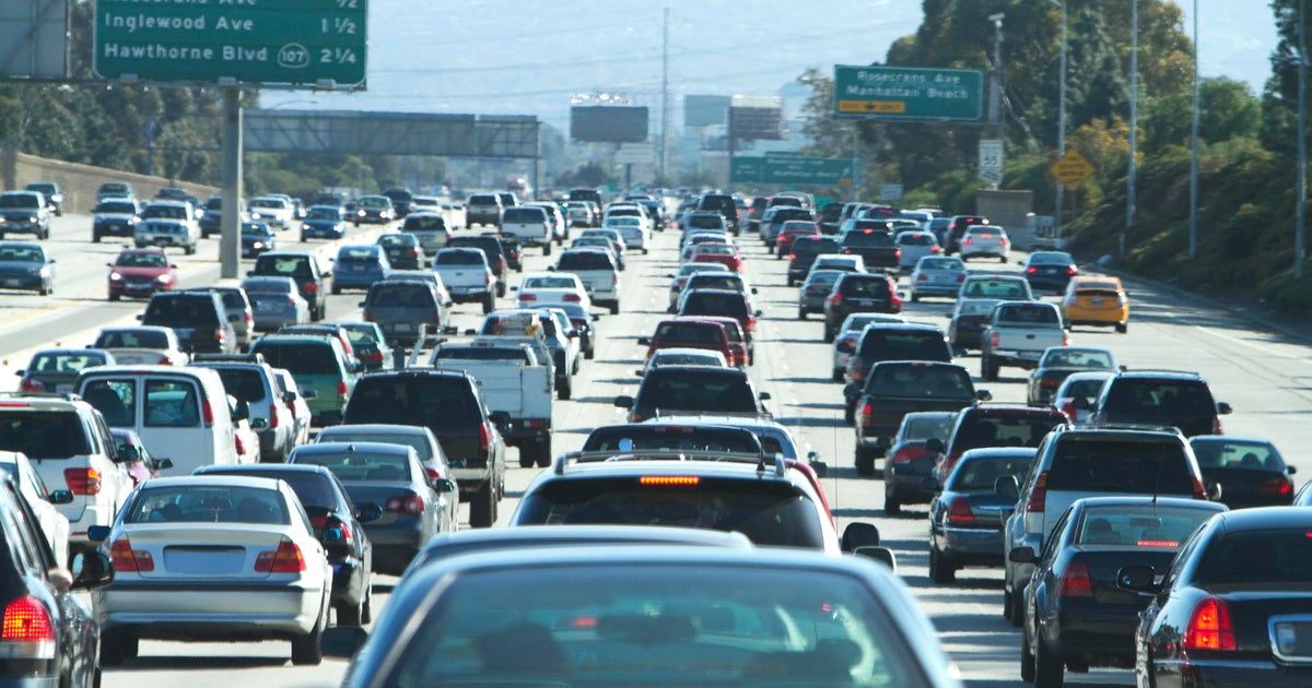Trump signs measure to block California's 2035 ban on new gas-powered cars; state sues 