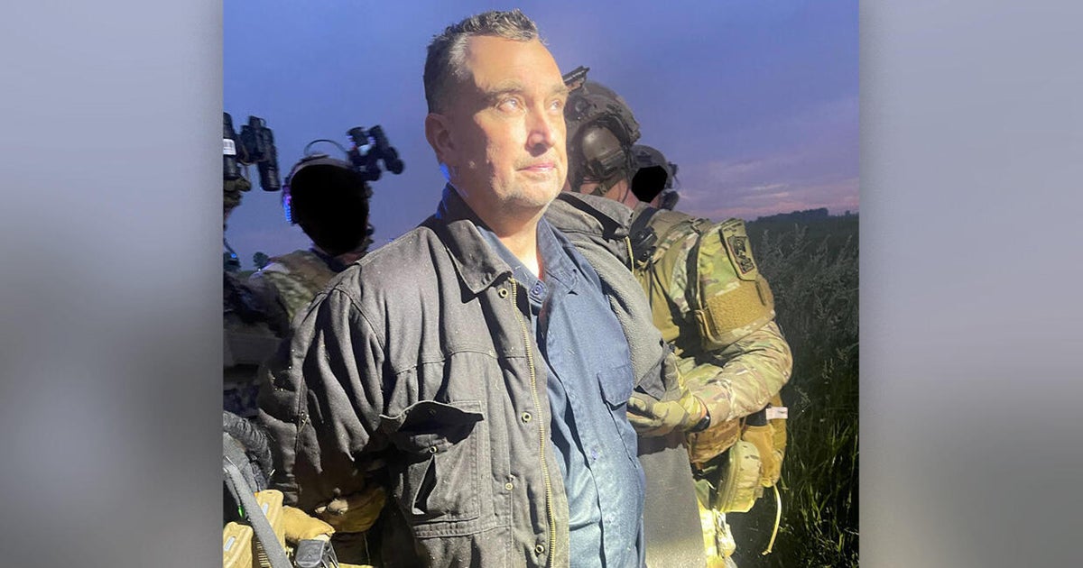 Vance Boelter taken into custody for lawmaker shootings 